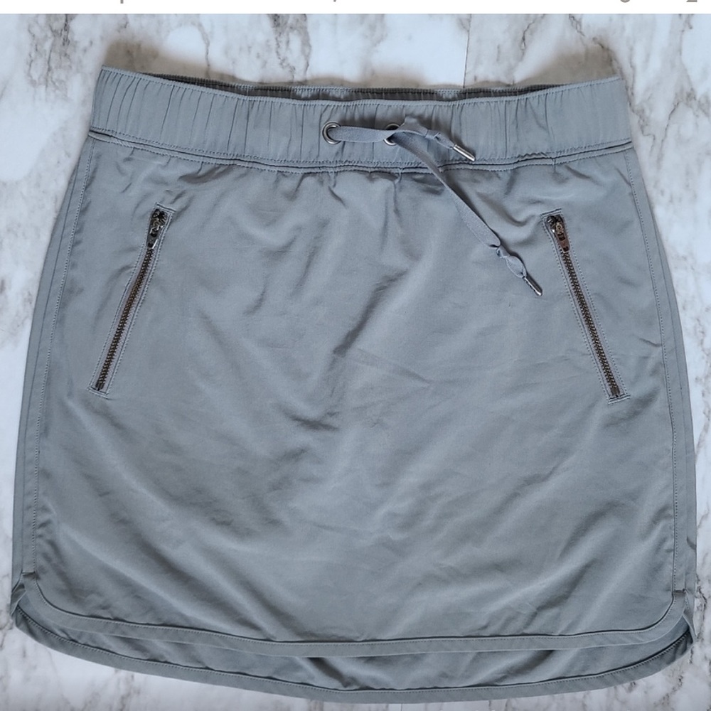 Athleta skirt